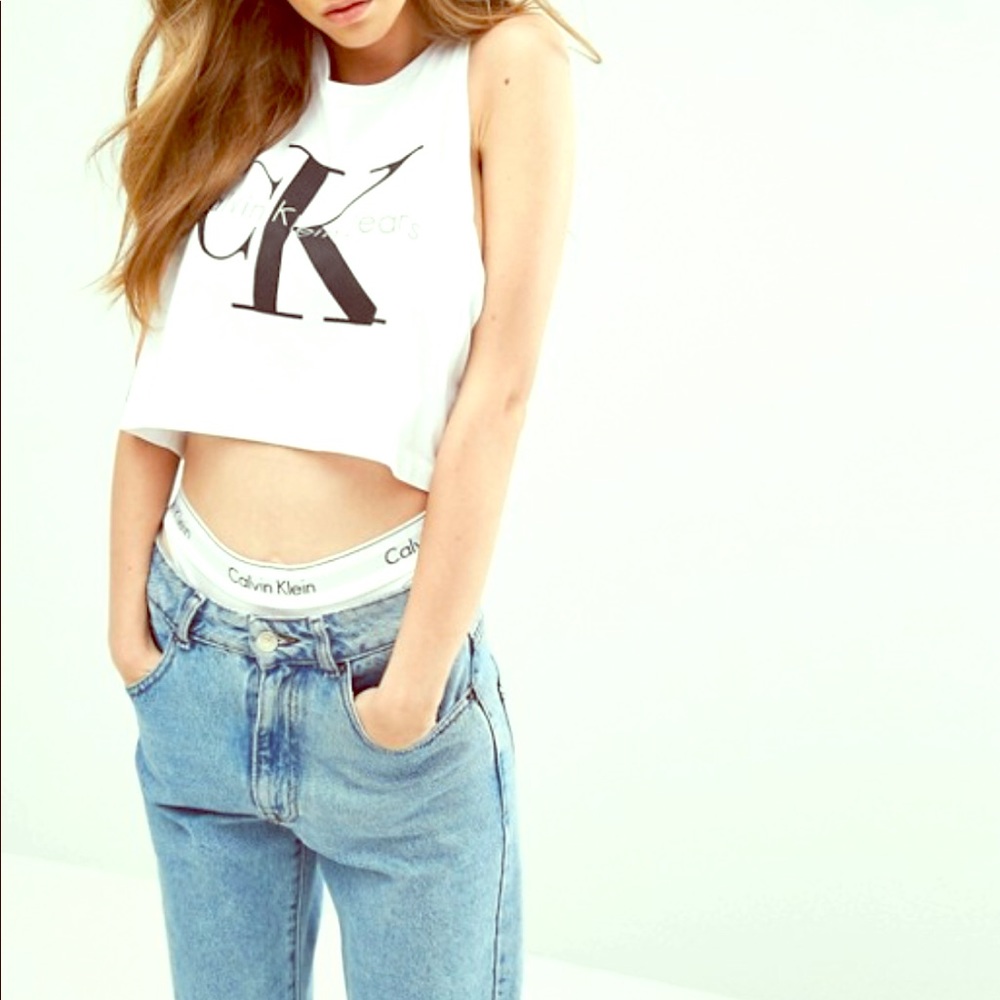 Calvin Klein Logo croped tank top